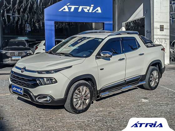 FIAT TORO 2.0 16V TURBO DIESEL RANCH 4WD AT9 FIAT TORO 2.0 16V TURBO DIESEL RANCH 4WD AT9